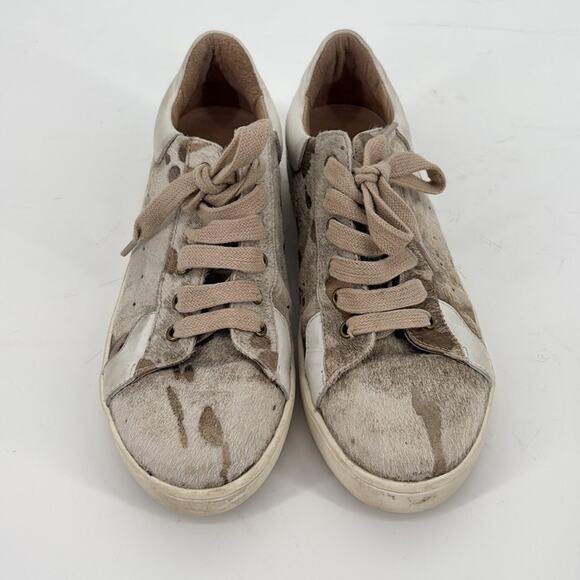Chocolat Blu Womens Cream Tan Pony Spotted Metallic Lace Up Sneaker Size 37 - Picture 1 of 14